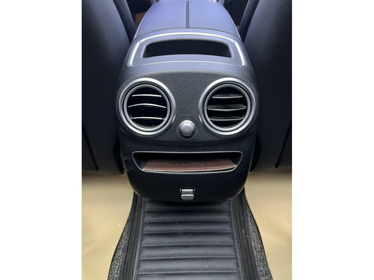 Mercedes-Benz GLC 260 L 2021