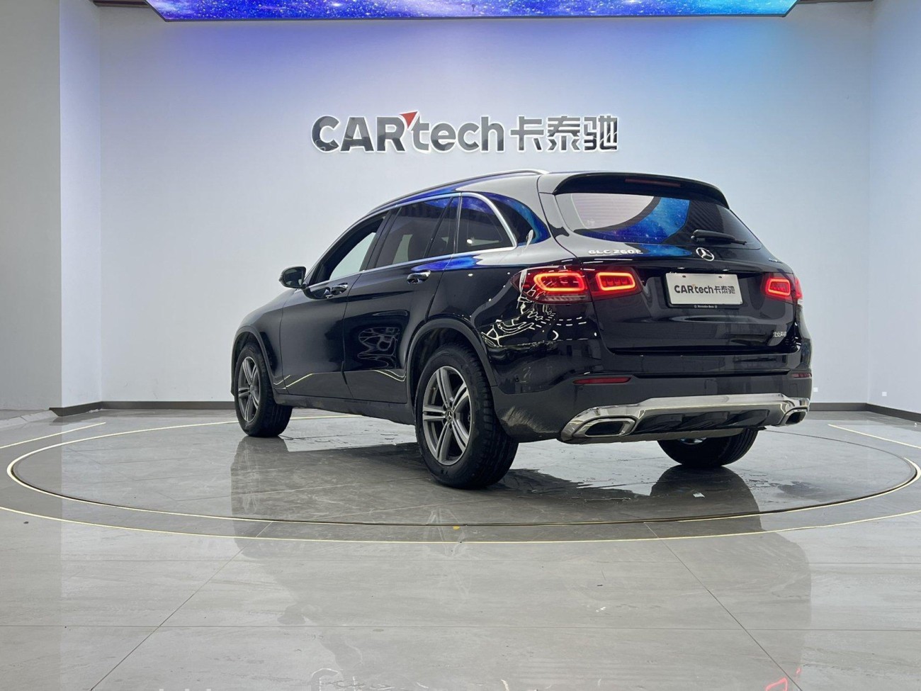 Mercedes-Benz GLC 260 L 2021