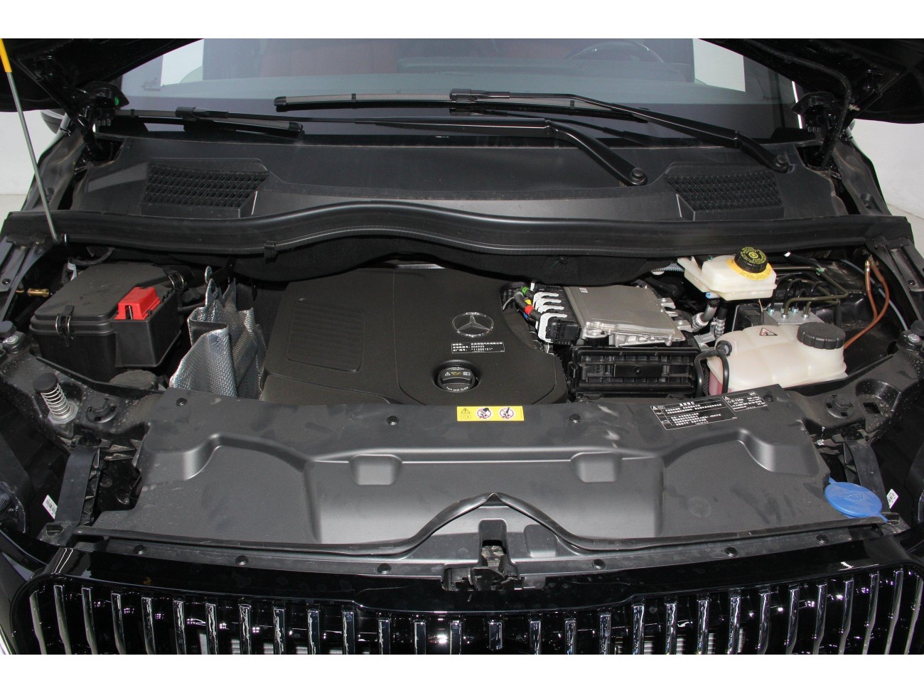 Mercedes-Benz 2025 2025