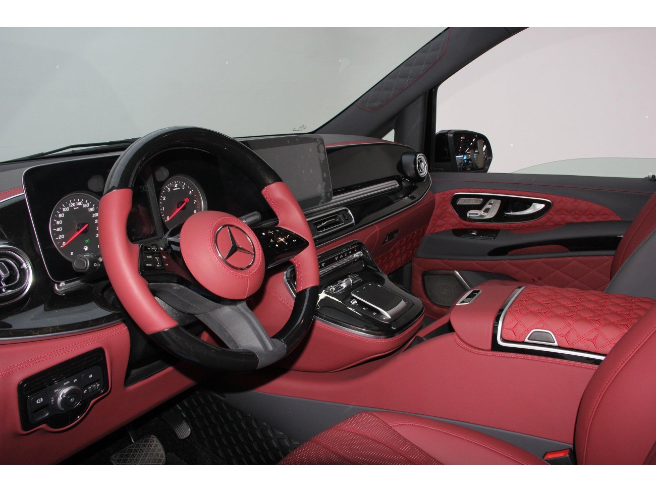 Mercedes-Benz 2025 2025