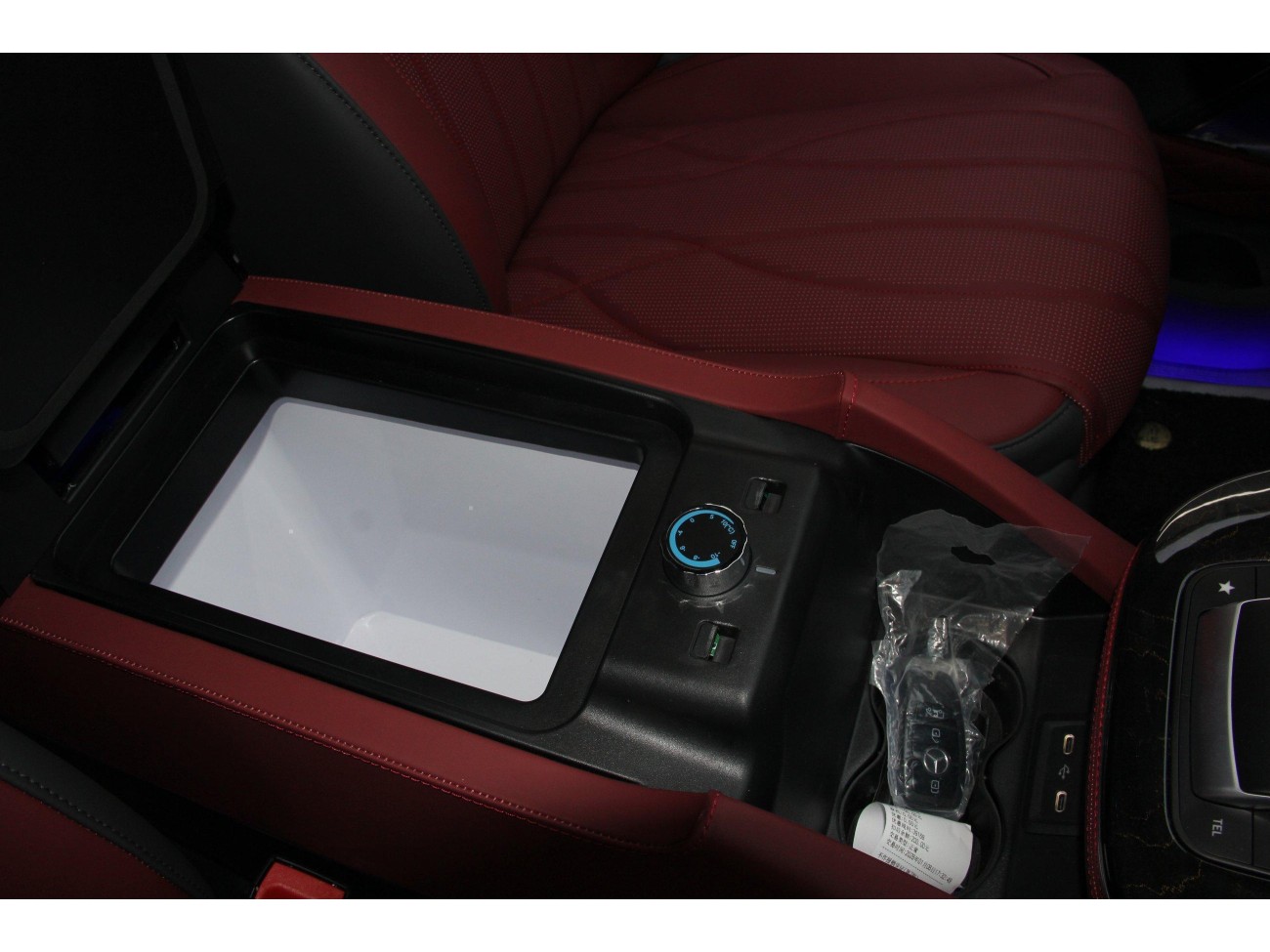 Mercedes-Benz 2025 2025