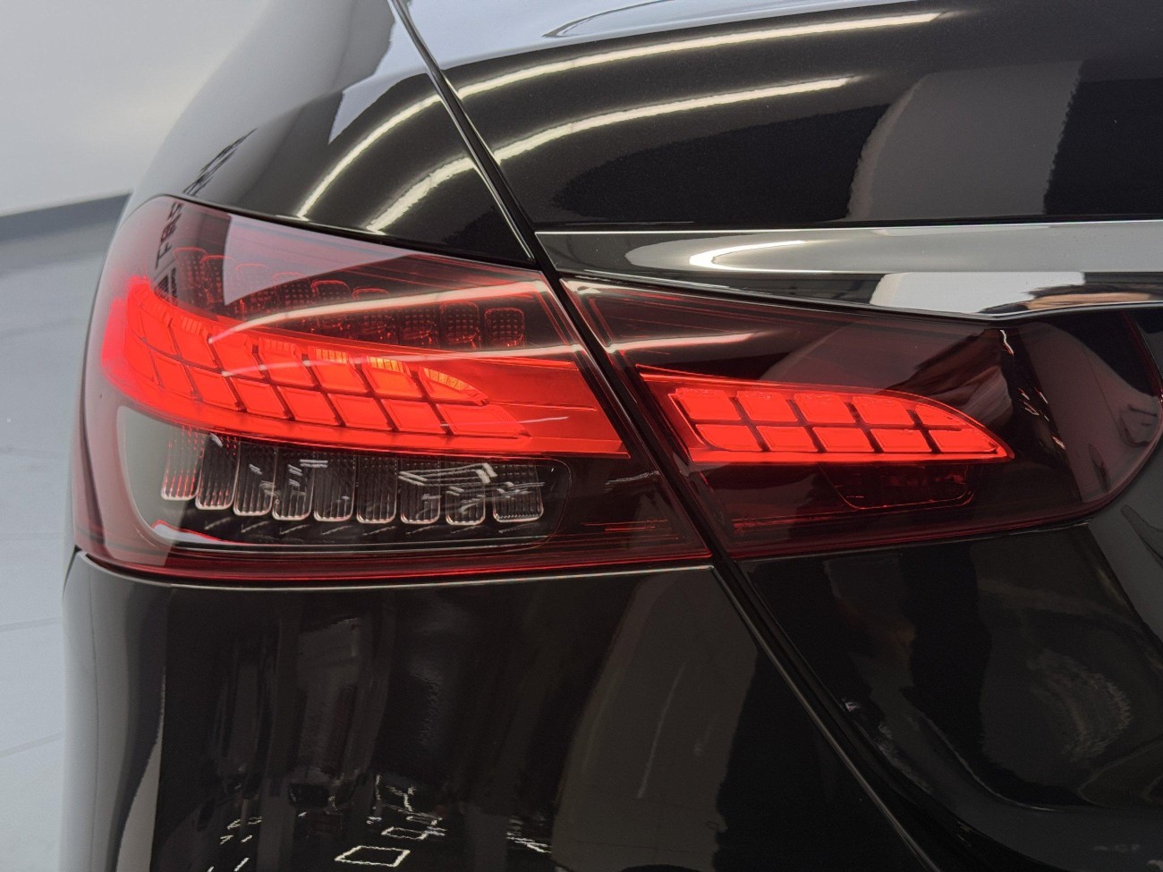 Mercedes-Benz E 260 L 2023