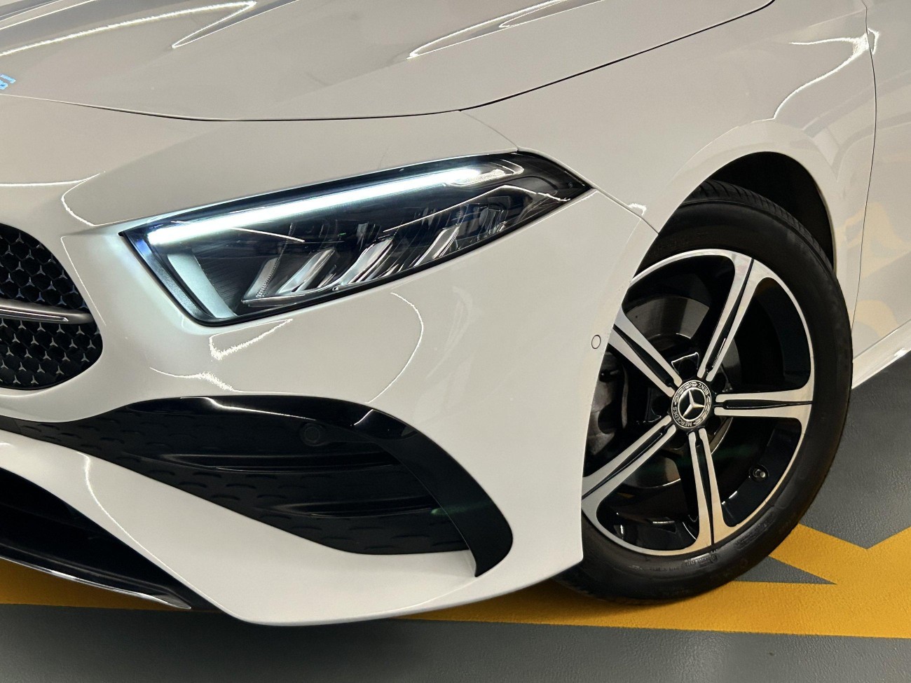 Mercedes-Benz A 200 L 2023