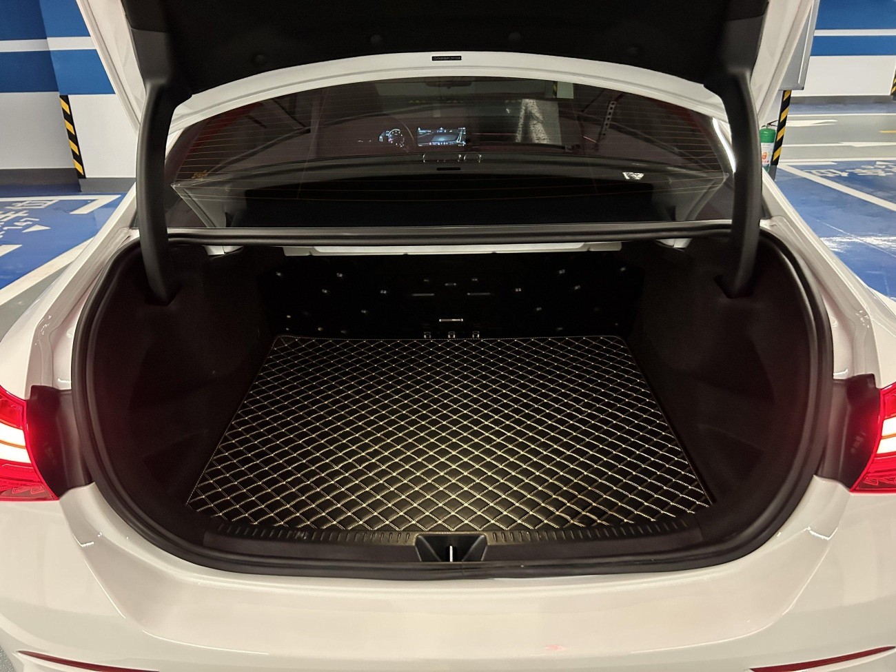 Mercedes-Benz A 200 L 2023