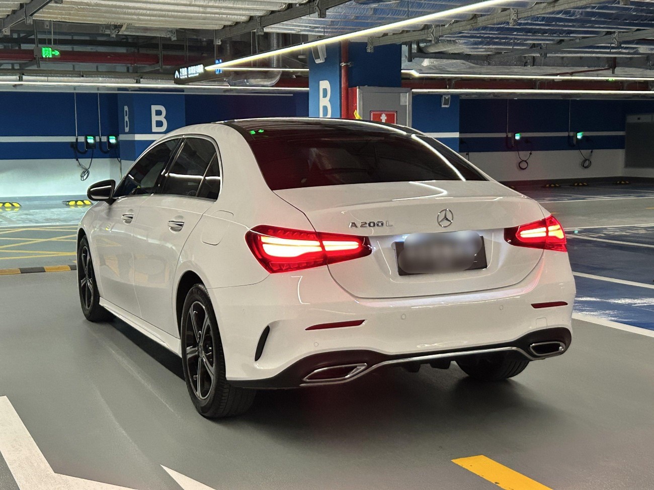 Mercedes-Benz A 200 L 2023