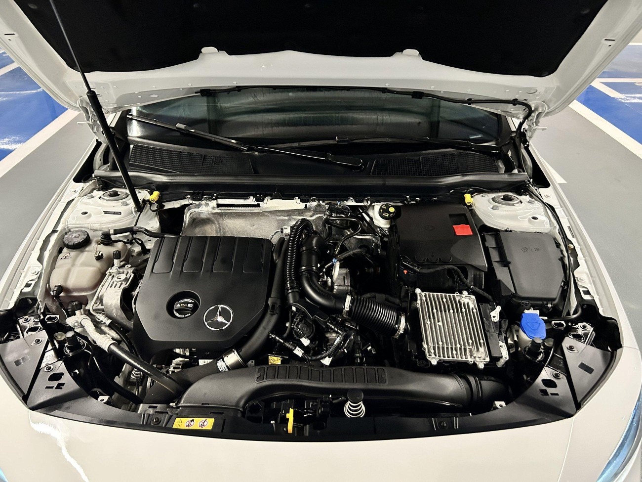 Mercedes-Benz A 200 L 2023