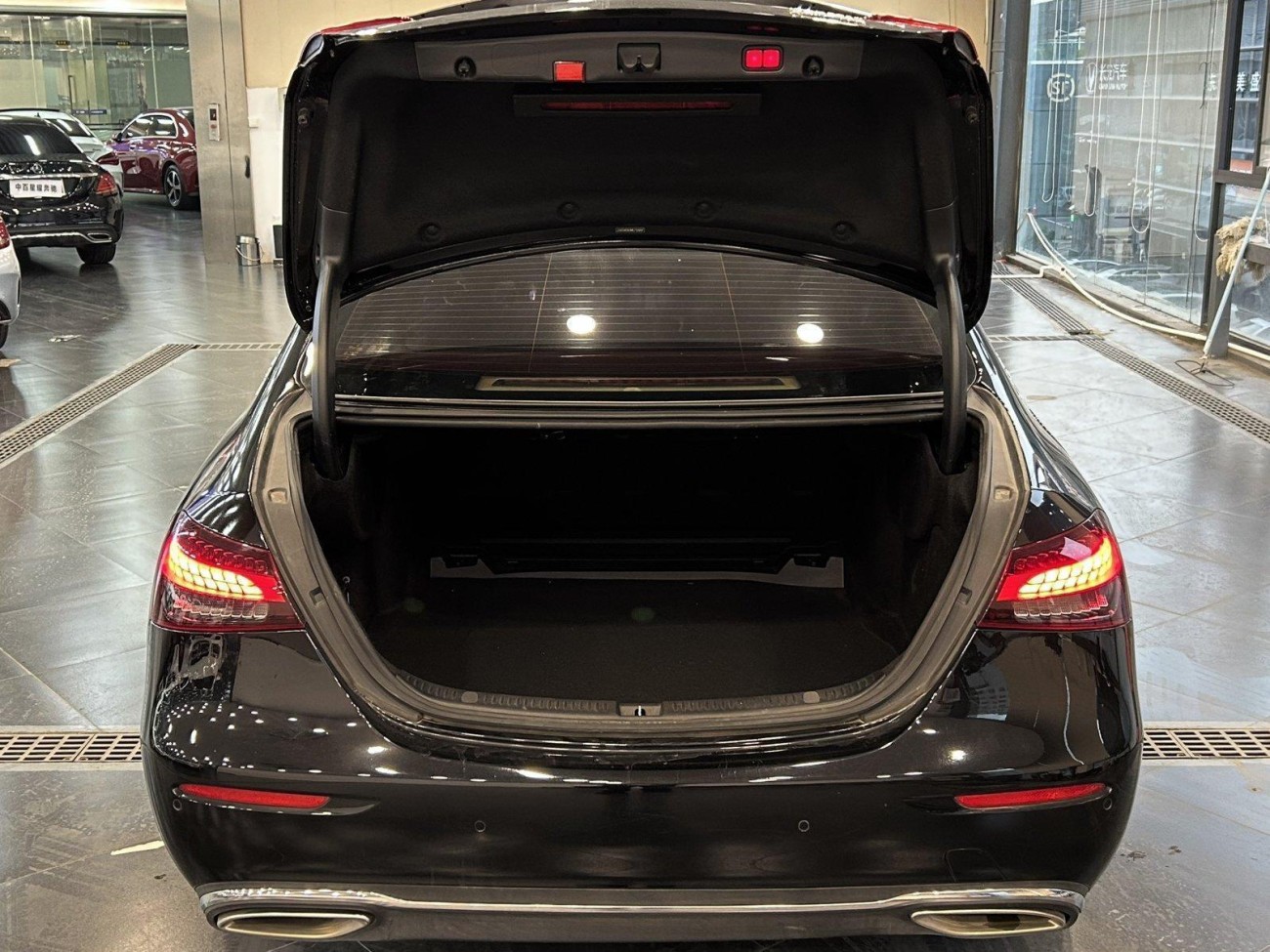 Mercedes-Benz E 300 L 2021