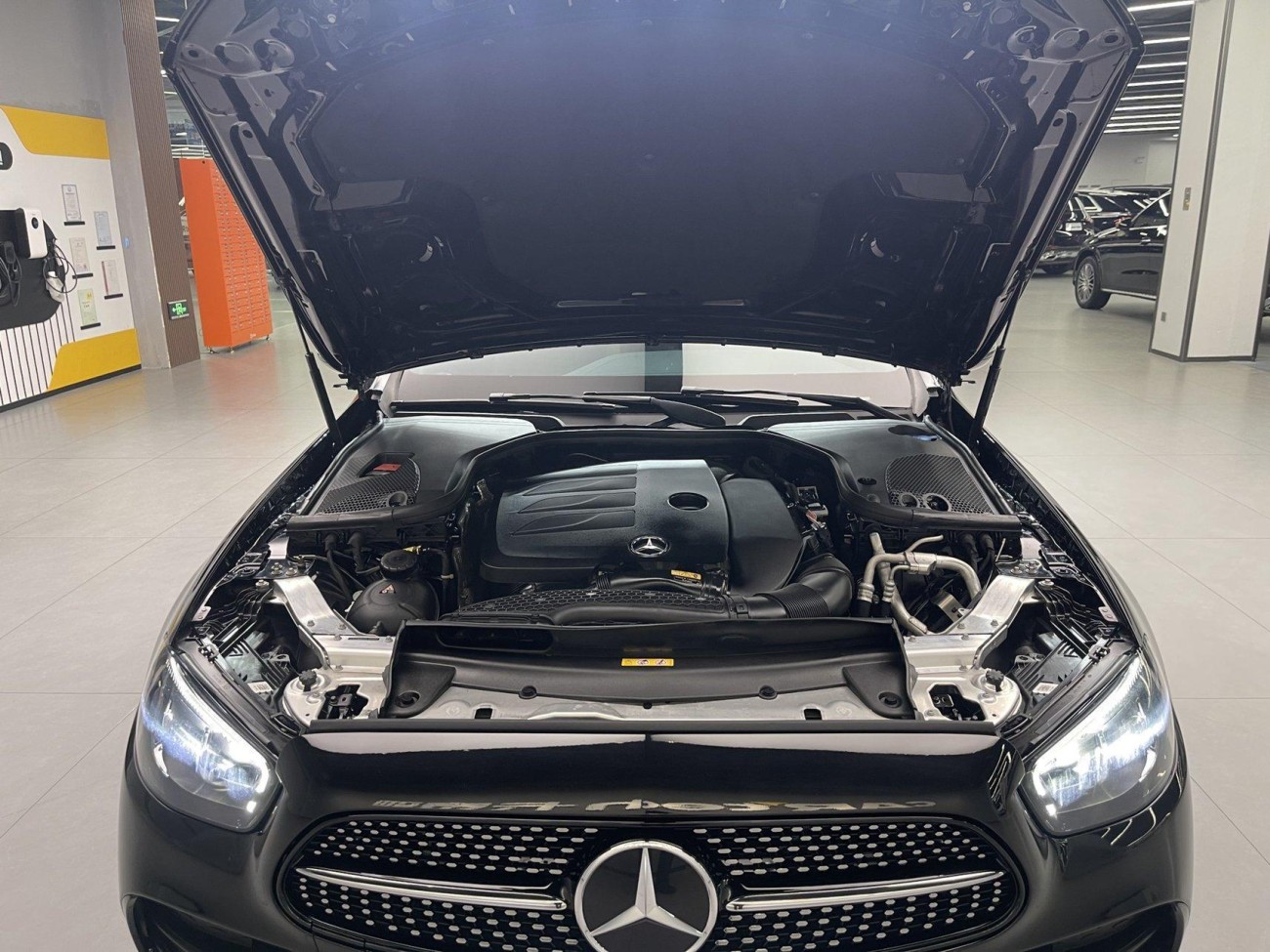 Mercedes-Benz E 260 L 2024