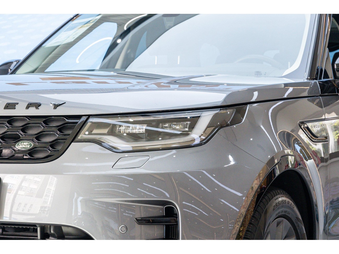 Land Rover Discovery 2023