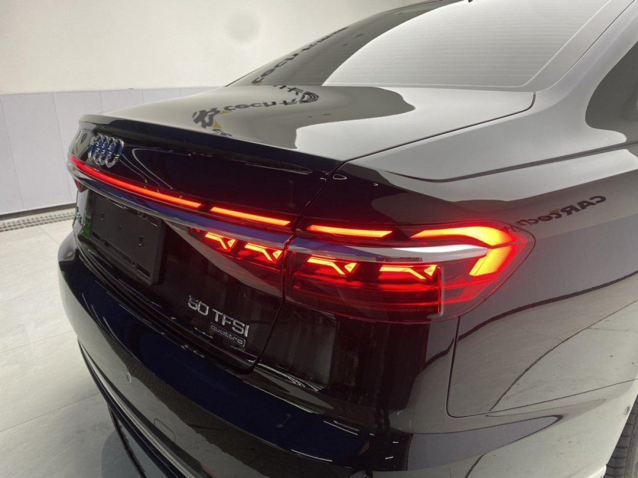 Audi A8L 50 TFSI 2023