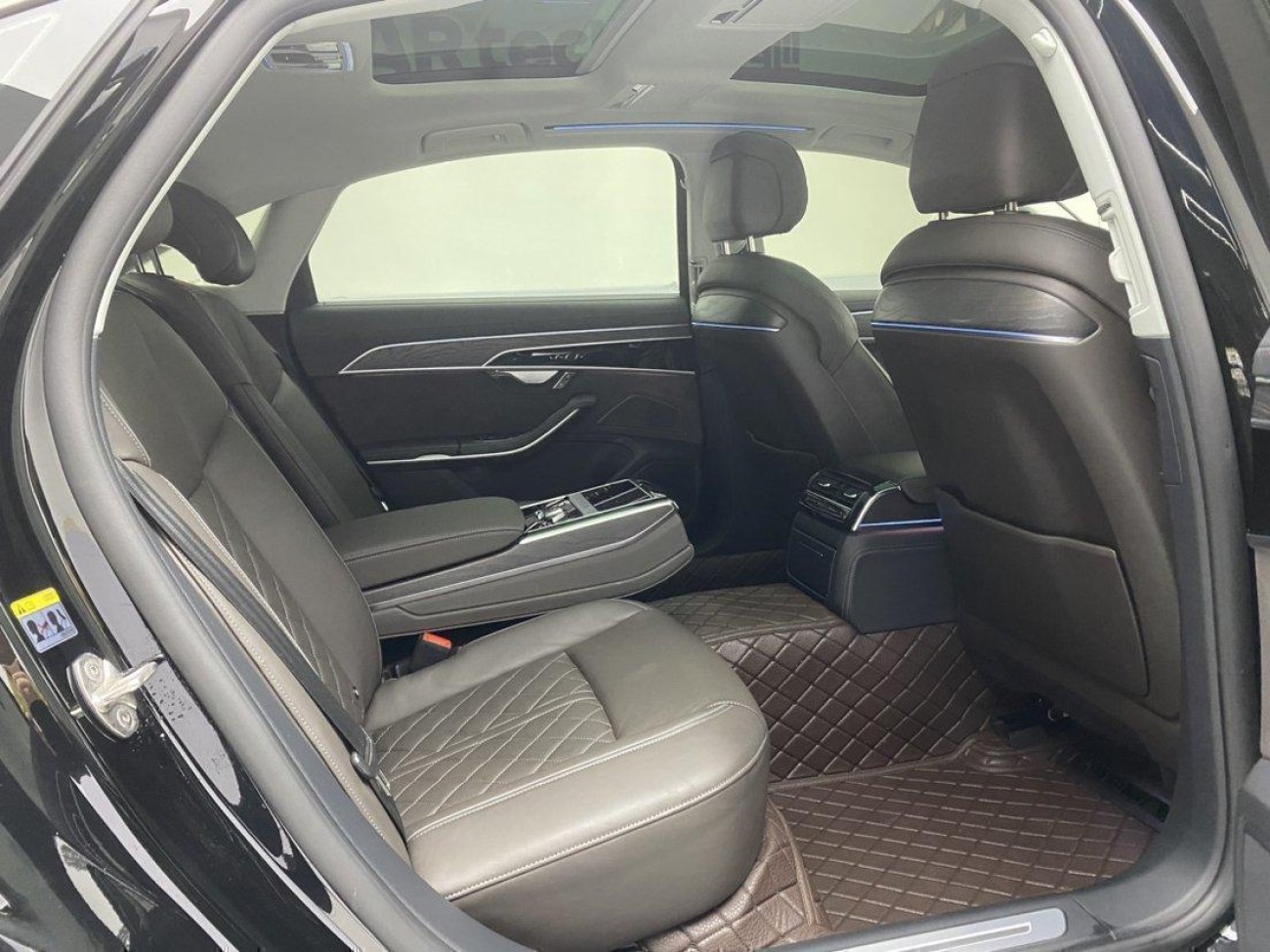 Audi A8L 50 TFSI 2023