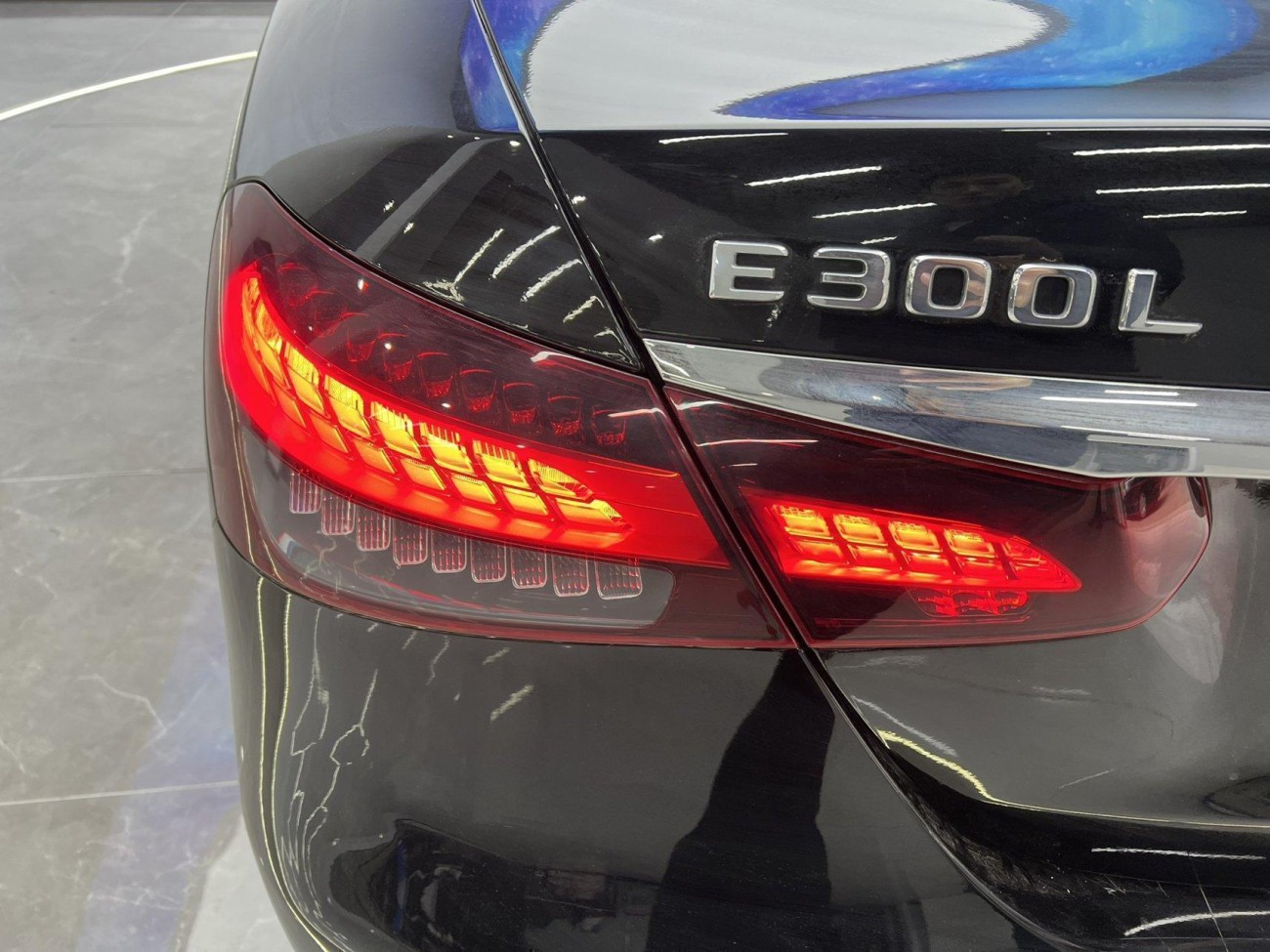 Mercedes-Benz E 300 L 2022