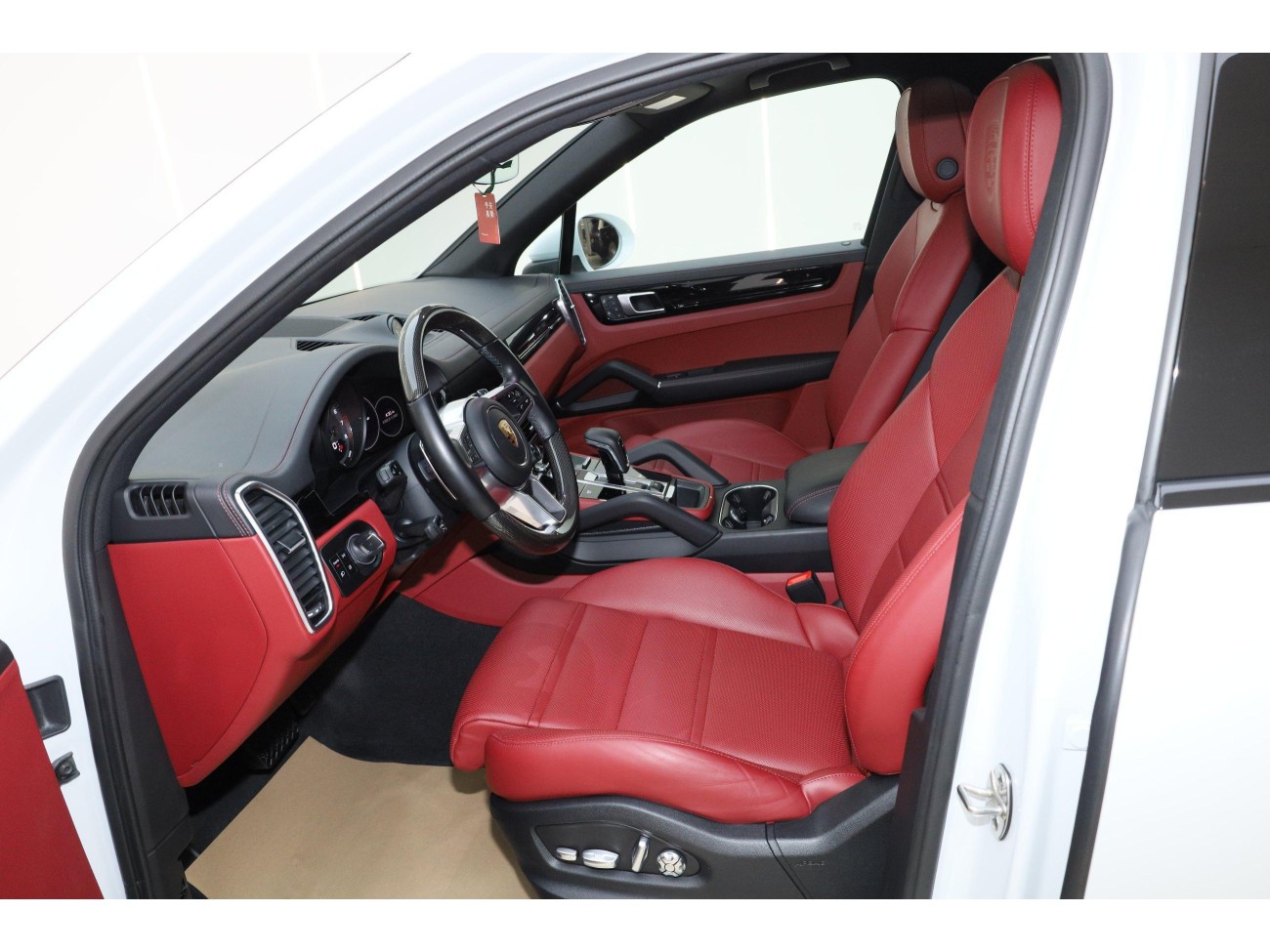 Porsche Cayenne 2023