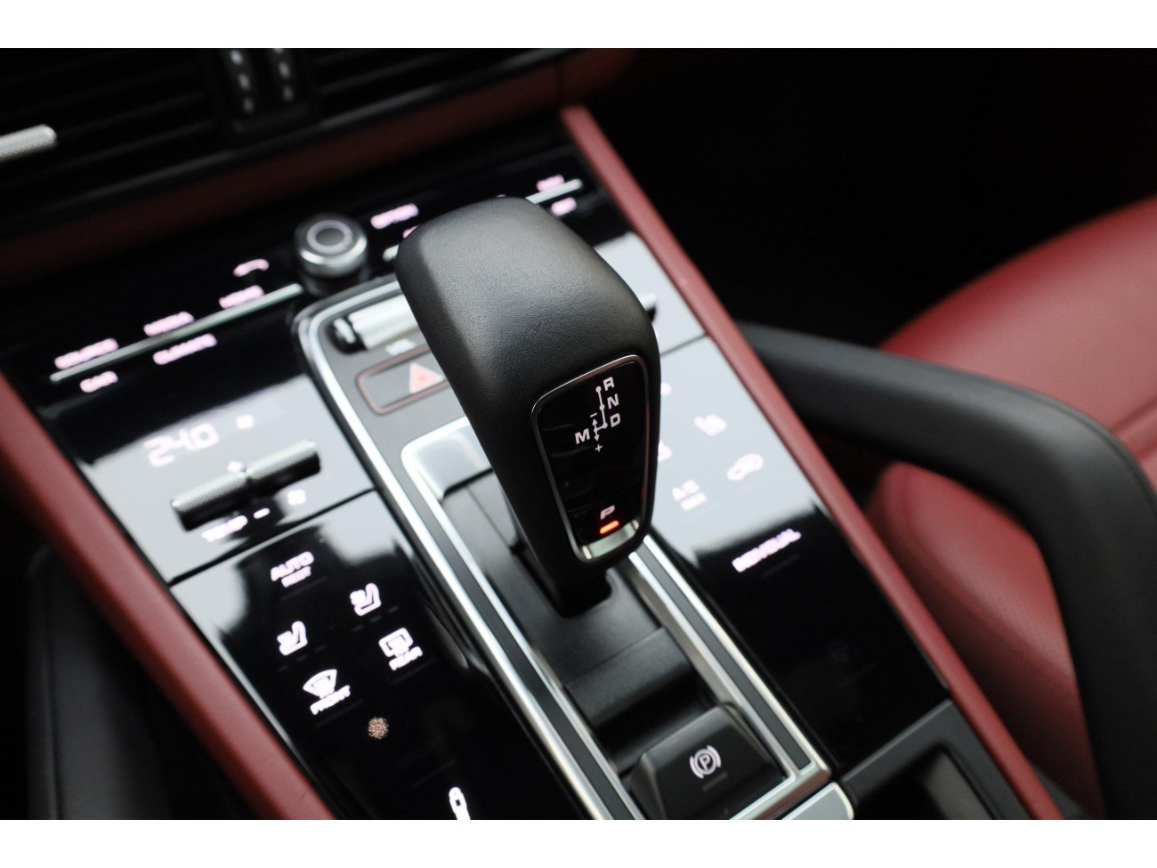 Porsche Cayenne 2023