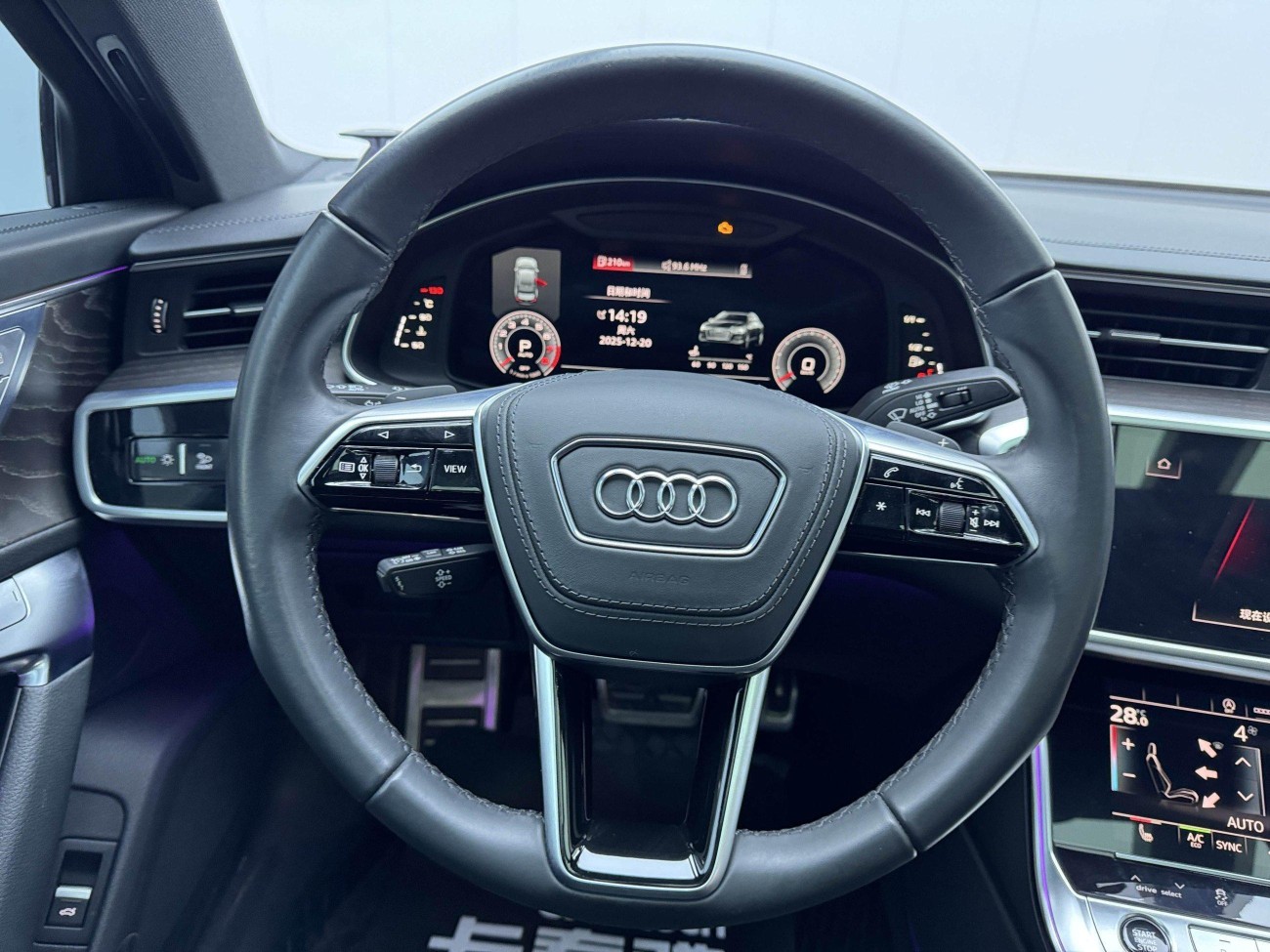 Audi A6L 45 TFSI 2025