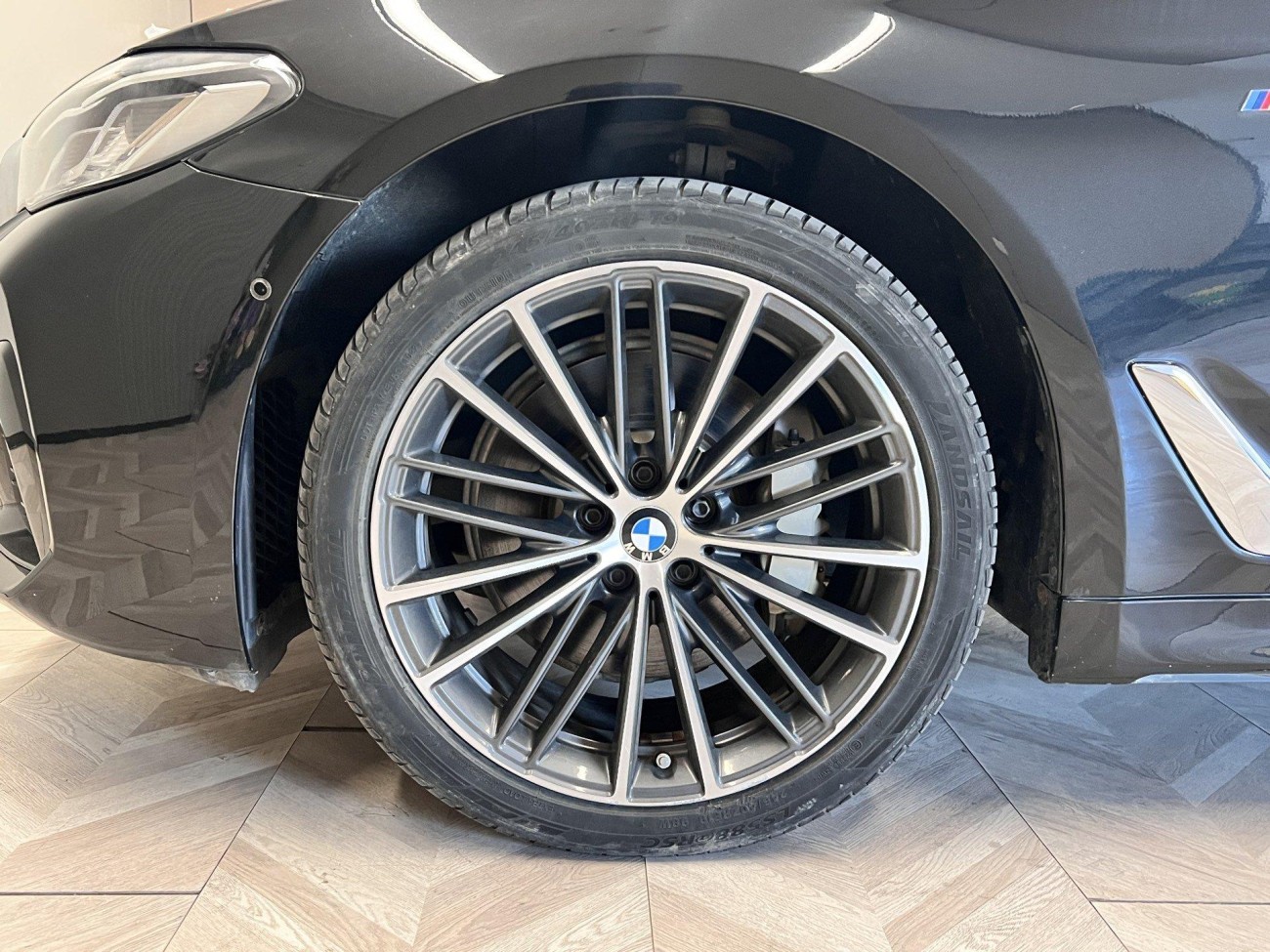 BMW 530Li 2021