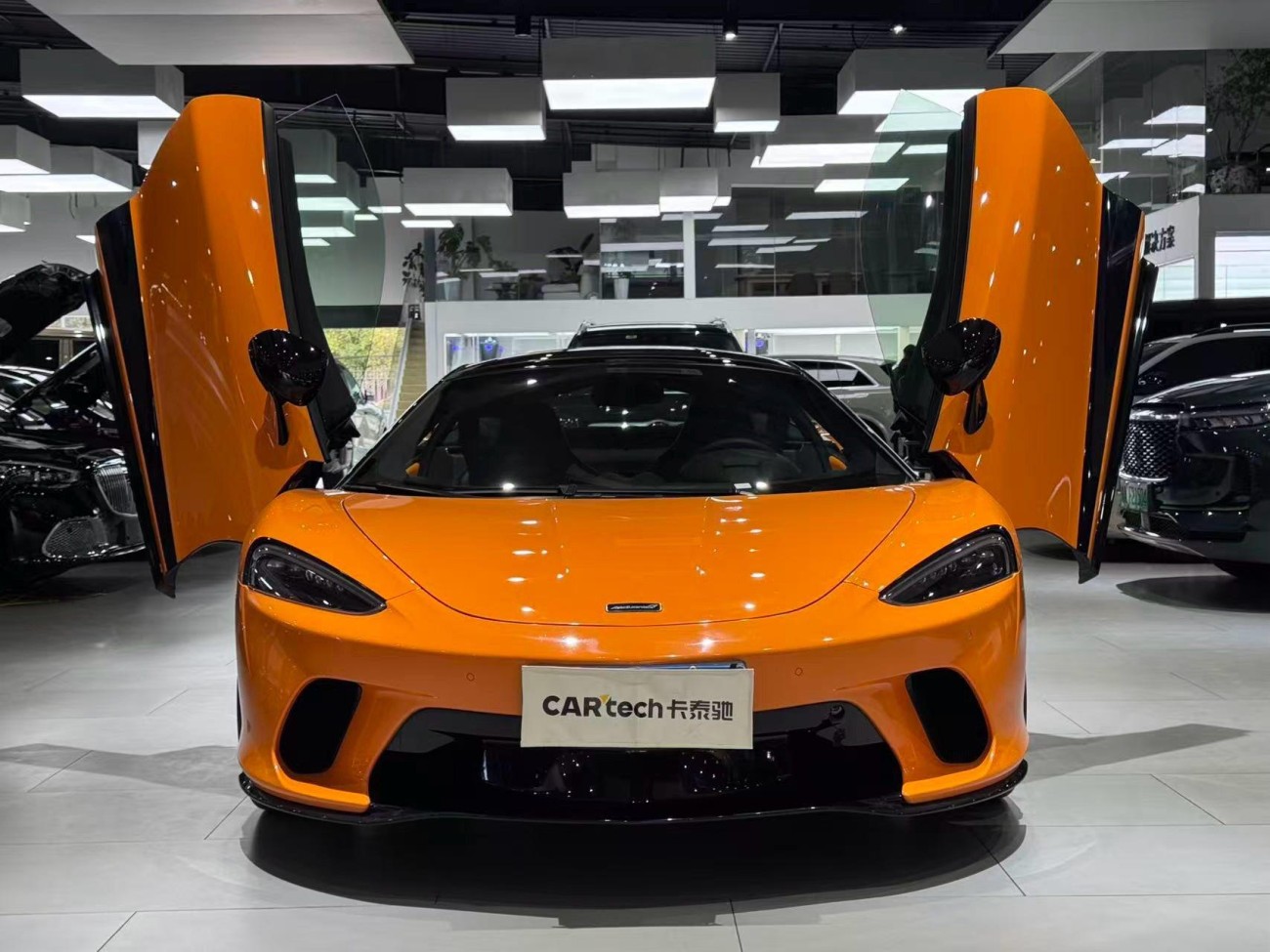 McLaren GT 2023