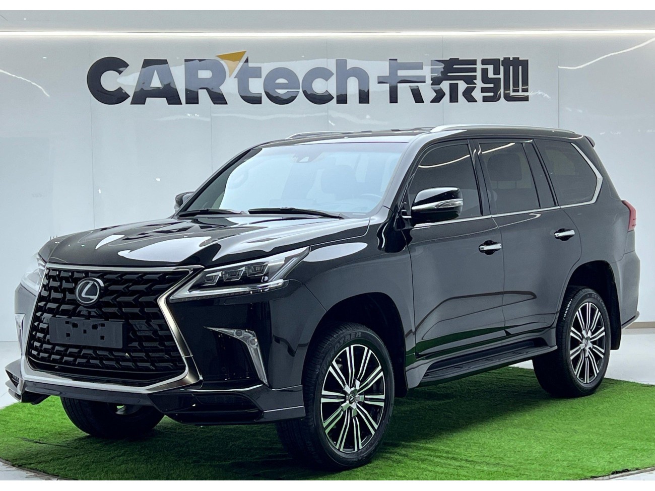 Lexus LX 570 2022