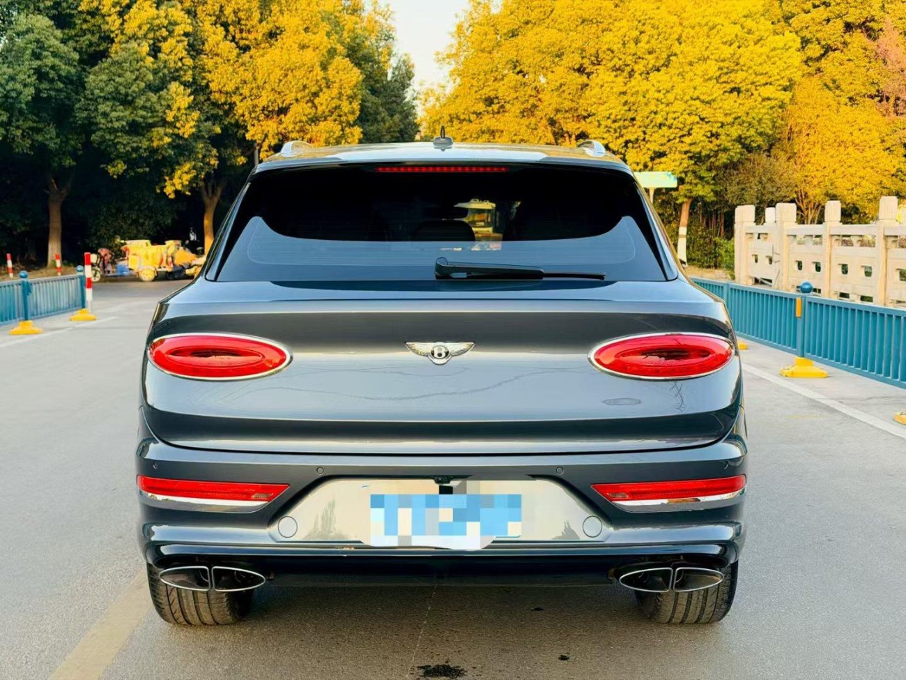 Bentley Bentayga 2021