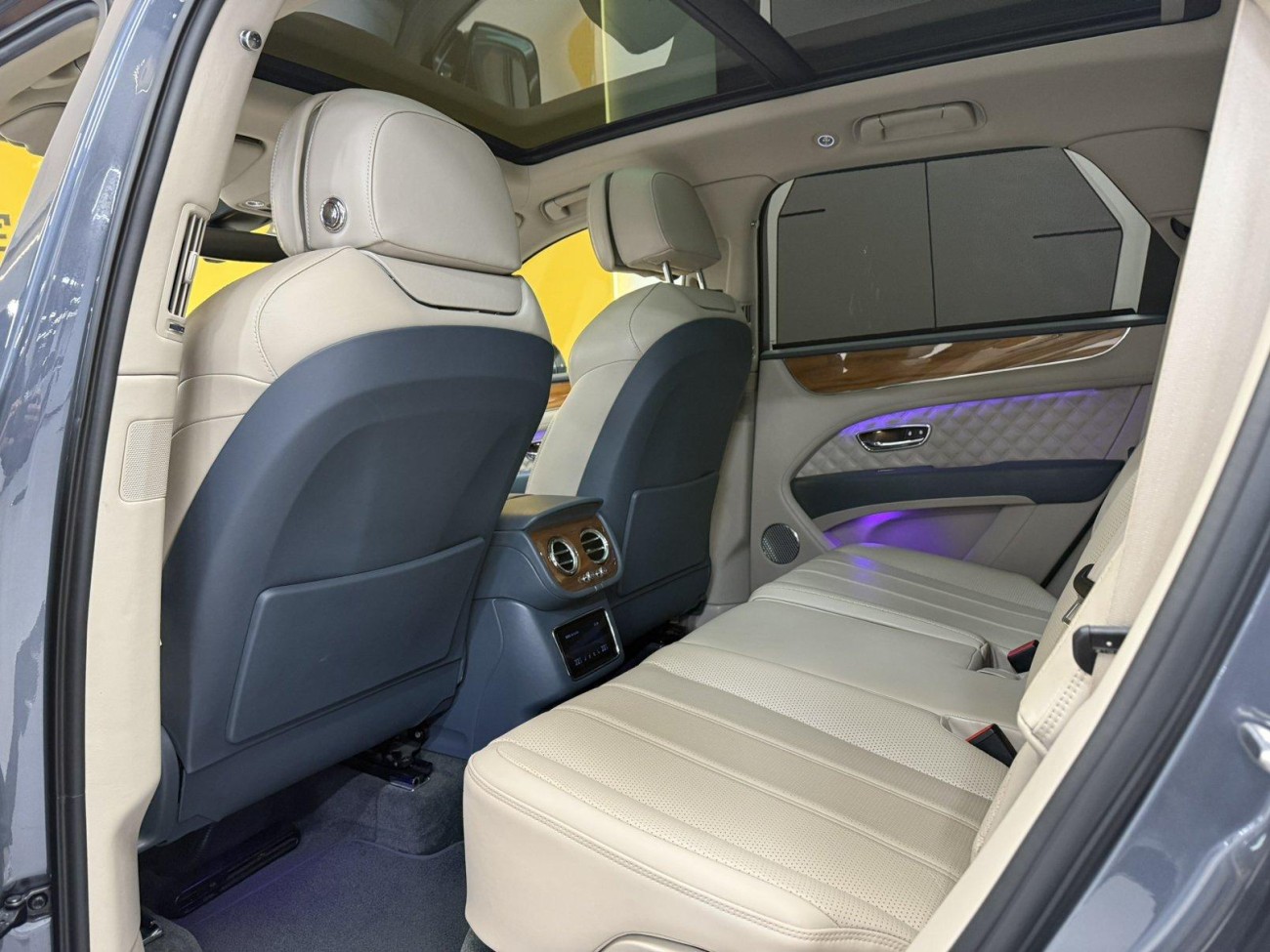 Bentley Bentayga 2021