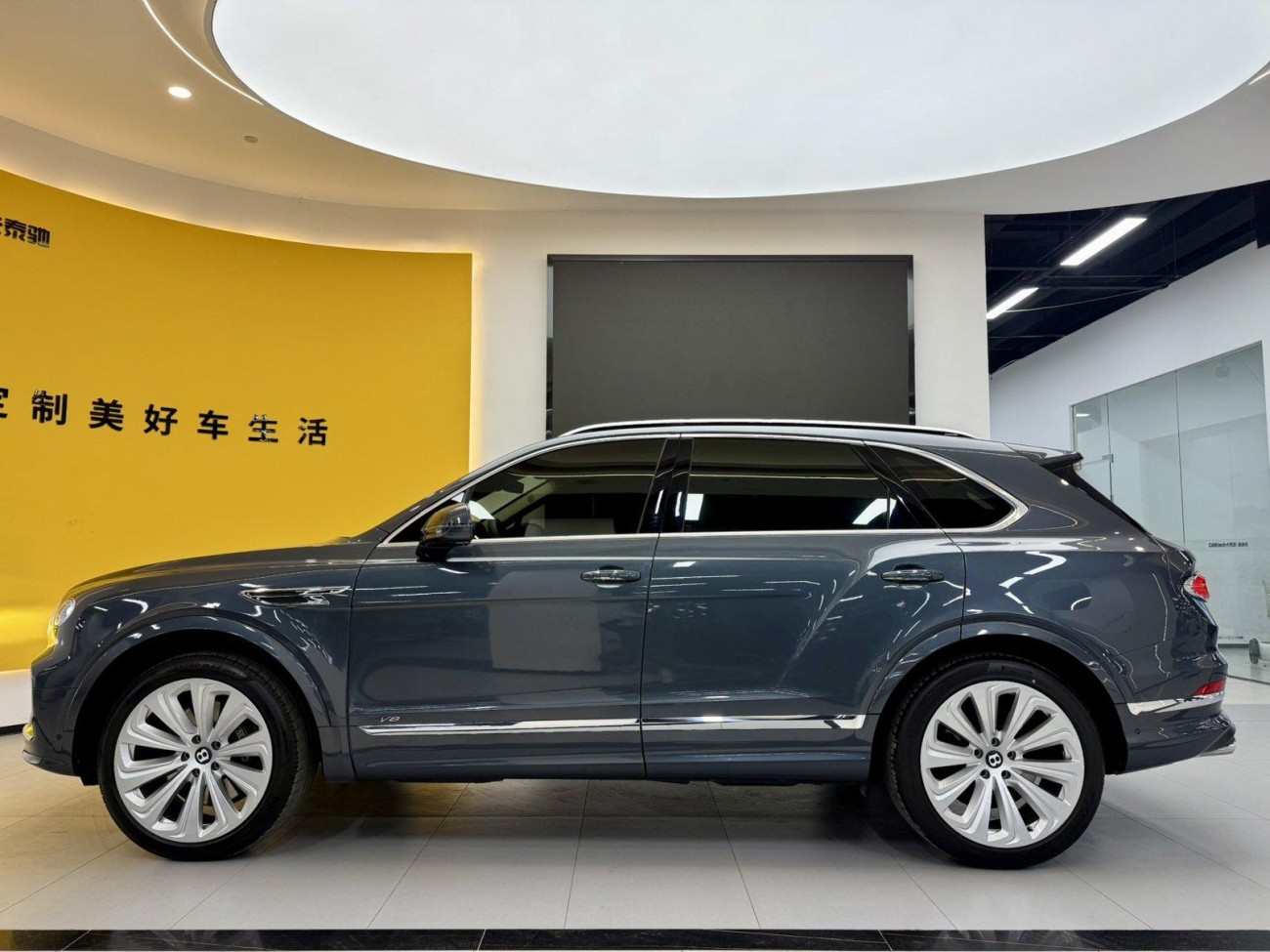 Bentley Bentayga 2021