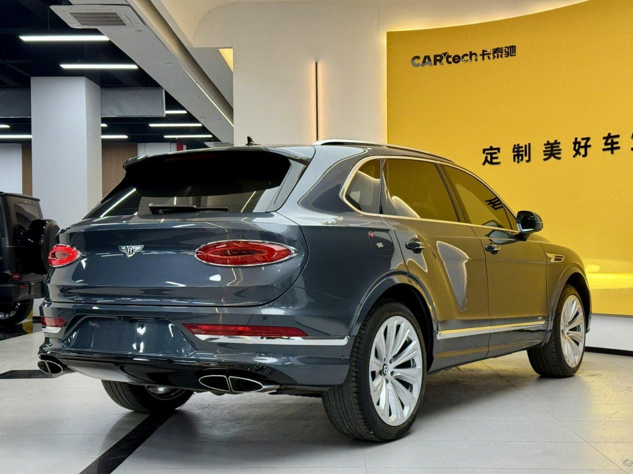 Bentley Bentayga 2021