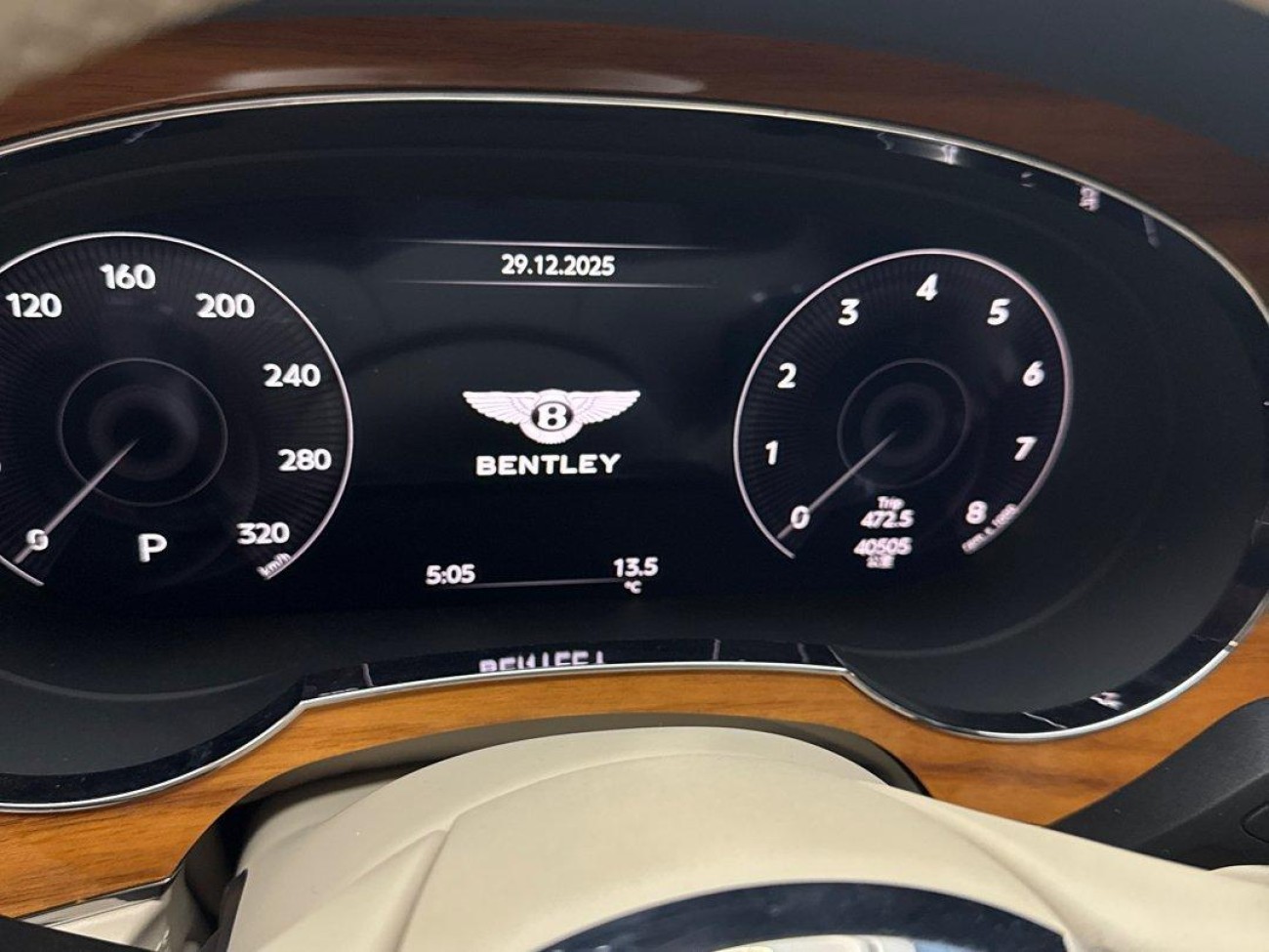 Bentley Bentayga 2021