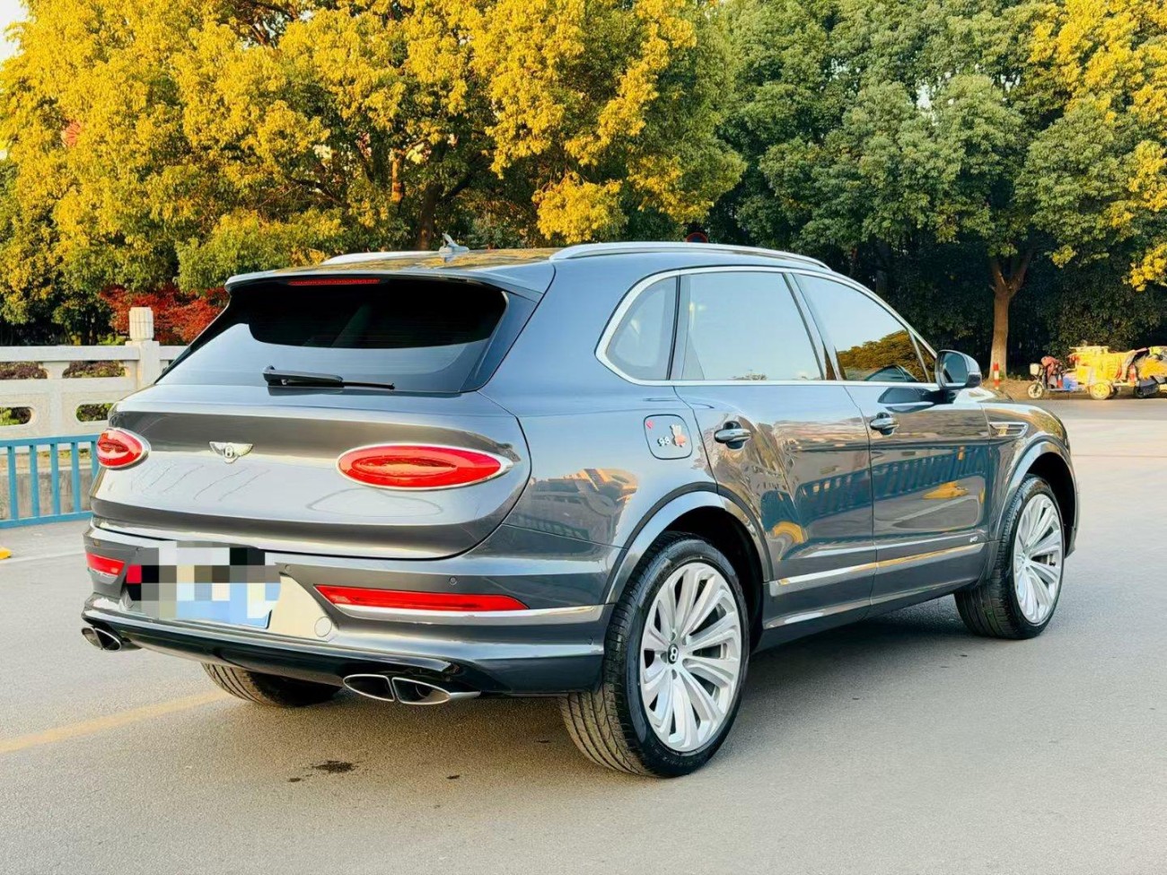 Bentley Bentayga 2021