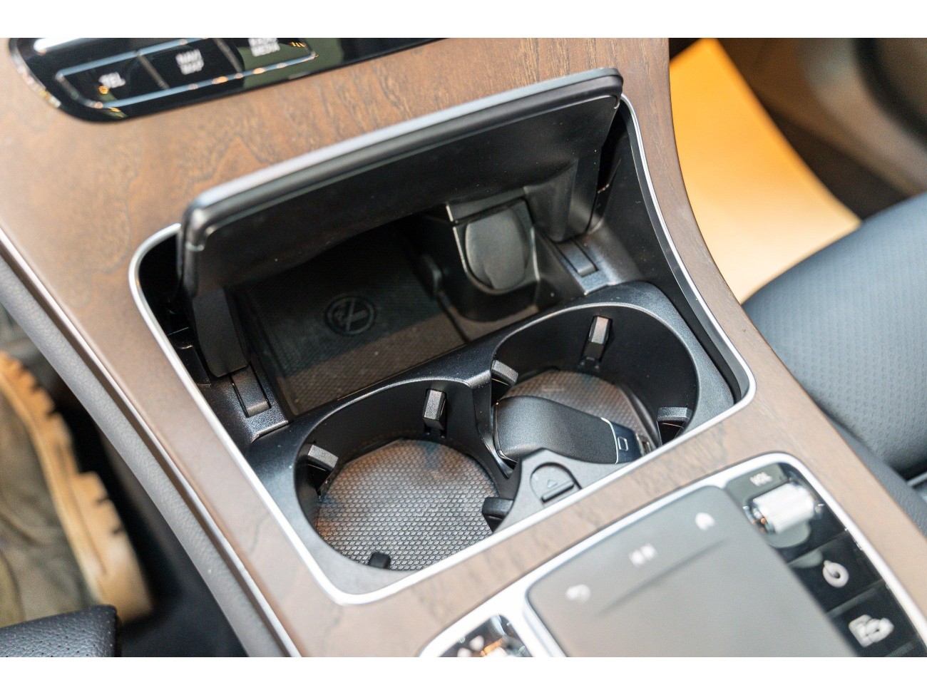 Mercedes-Benz GLC 300 L 2022