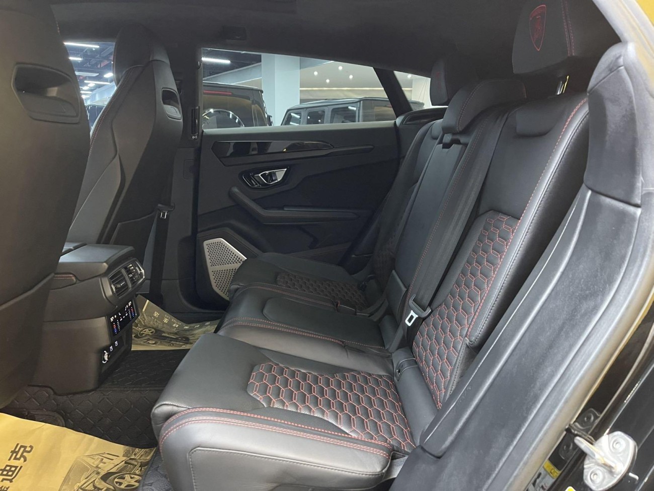 Lamborghini Urus 2023