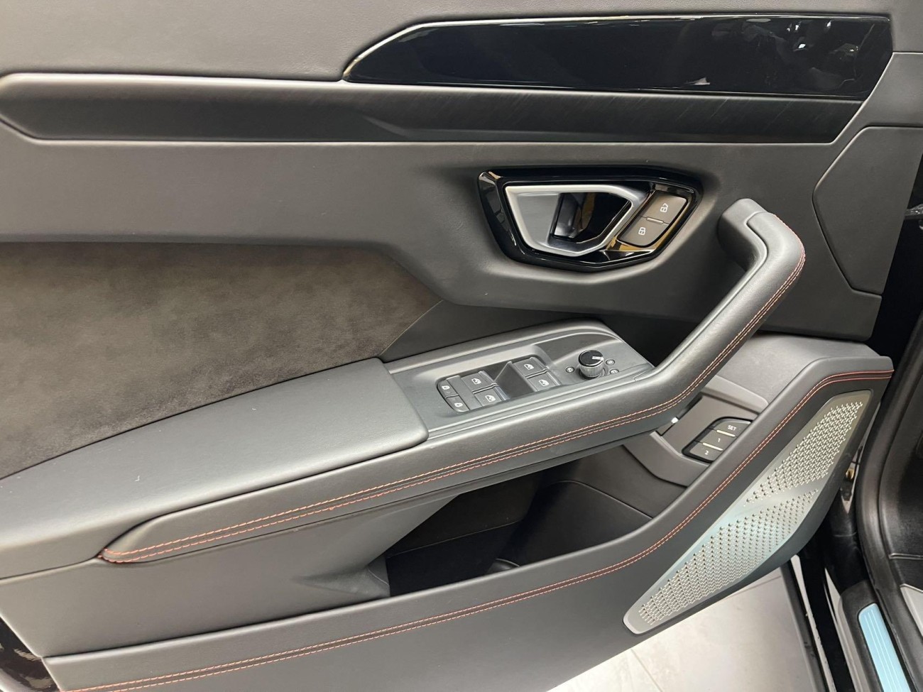 Lamborghini Urus 2023