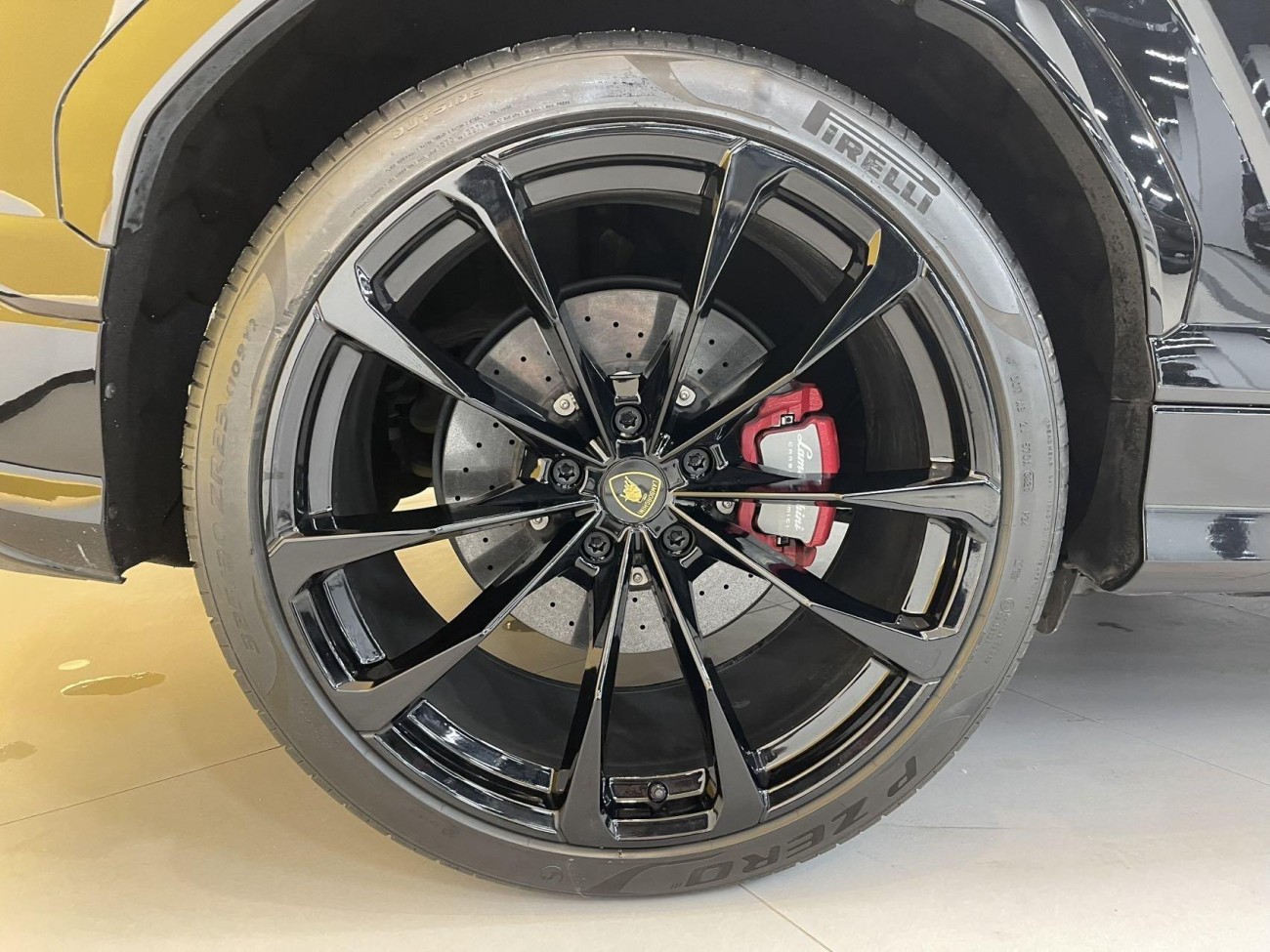 Lamborghini Urus 2023