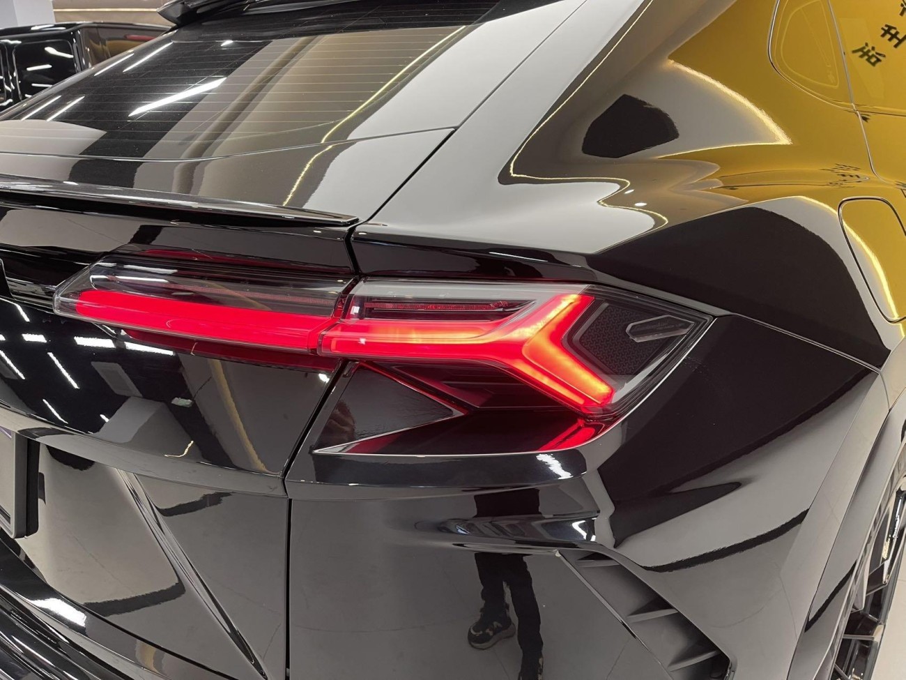 Lamborghini Urus 2023