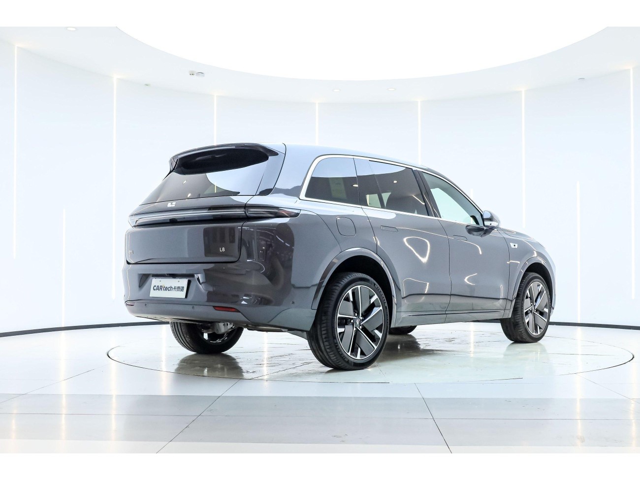Li Auto L8 2025
