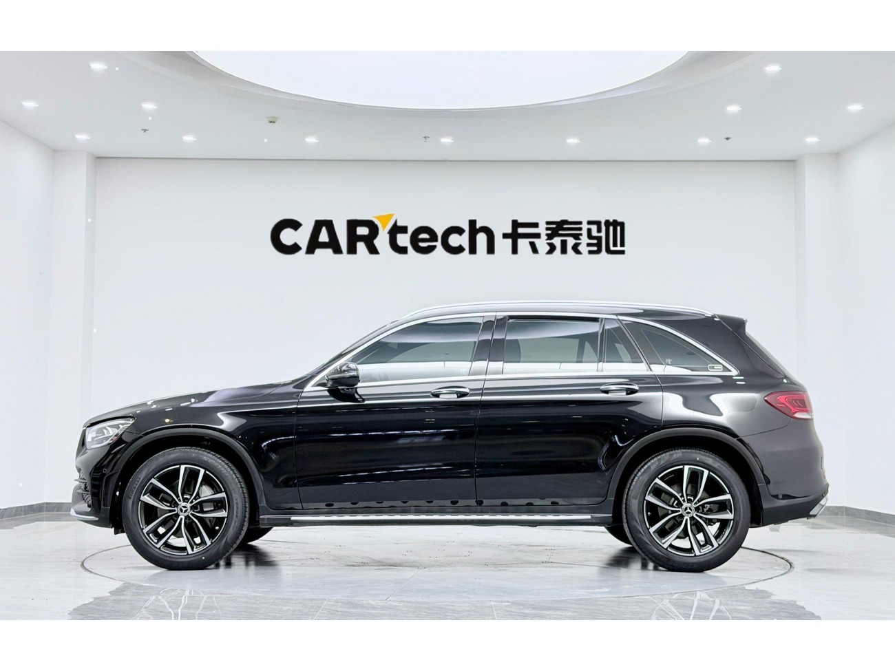 Mercedes-Benz GLC 260 L 2021