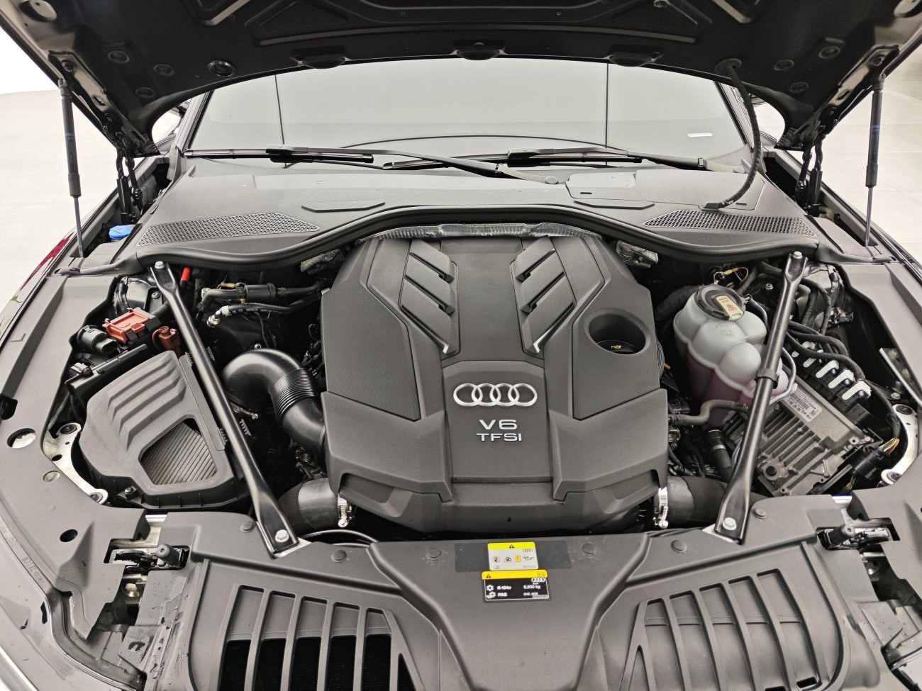 Audi A8L 50 TFSI 2021