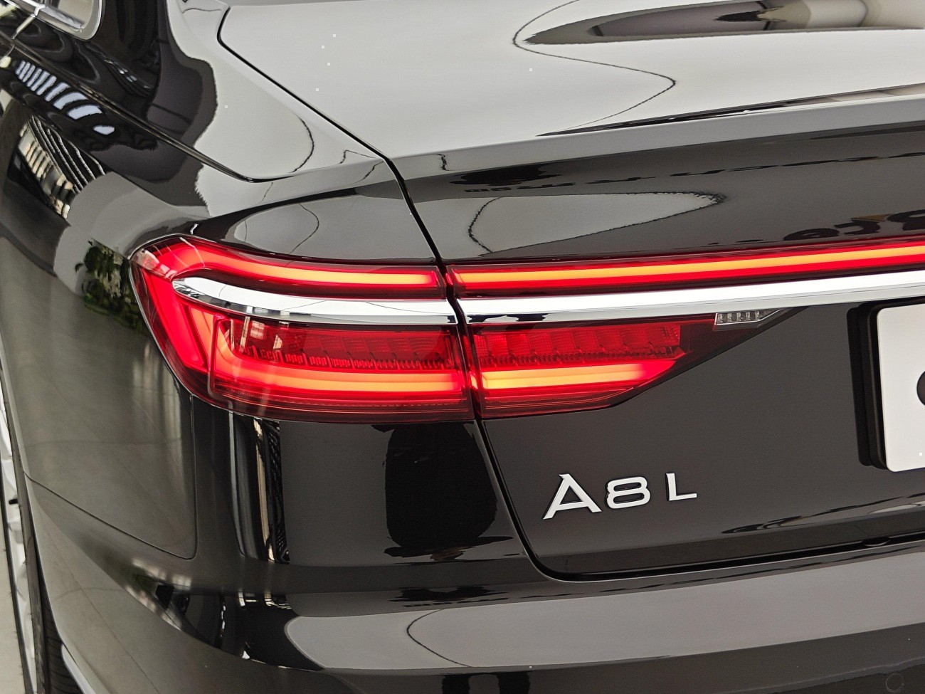 Audi A8L 50 TFSI 2021