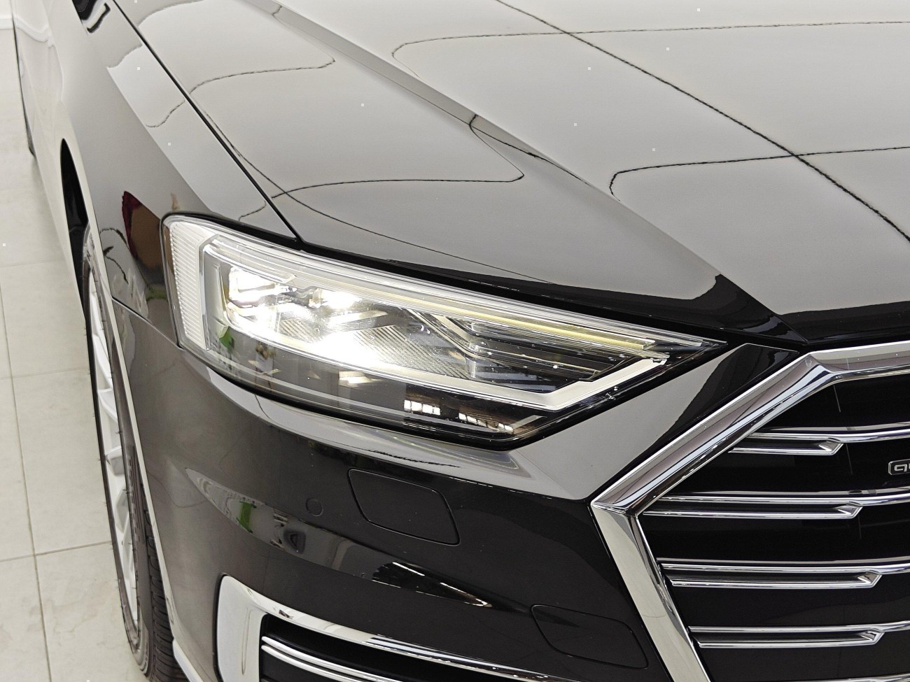 Audi A8L 50 TFSI 2021