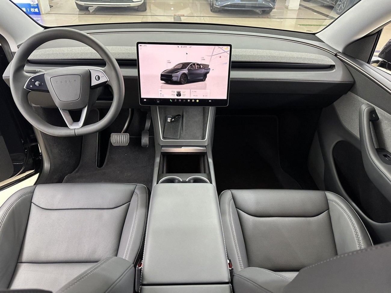 Tesla Model Y 2025