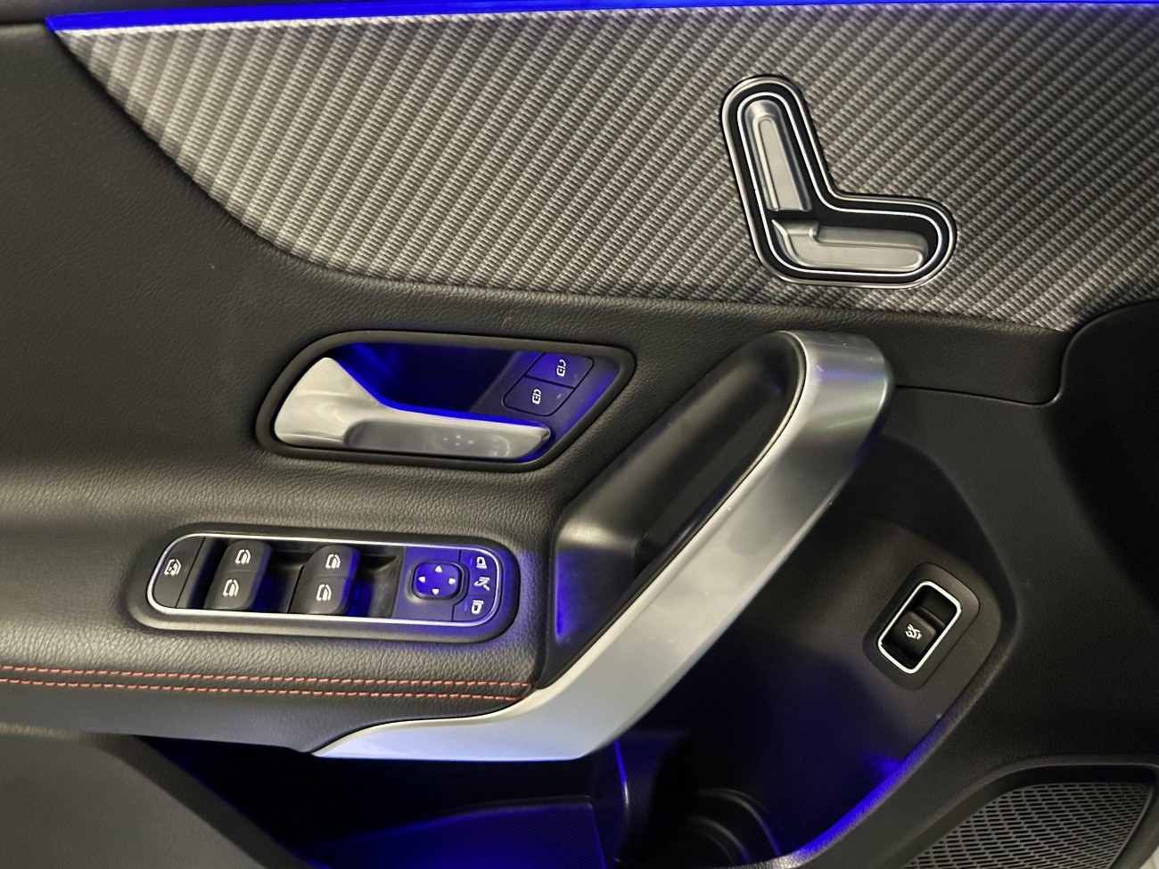 Mercedes-Benz A 200 L 2023