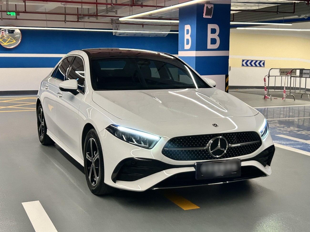 Mercedes-Benz A 200 L 2023