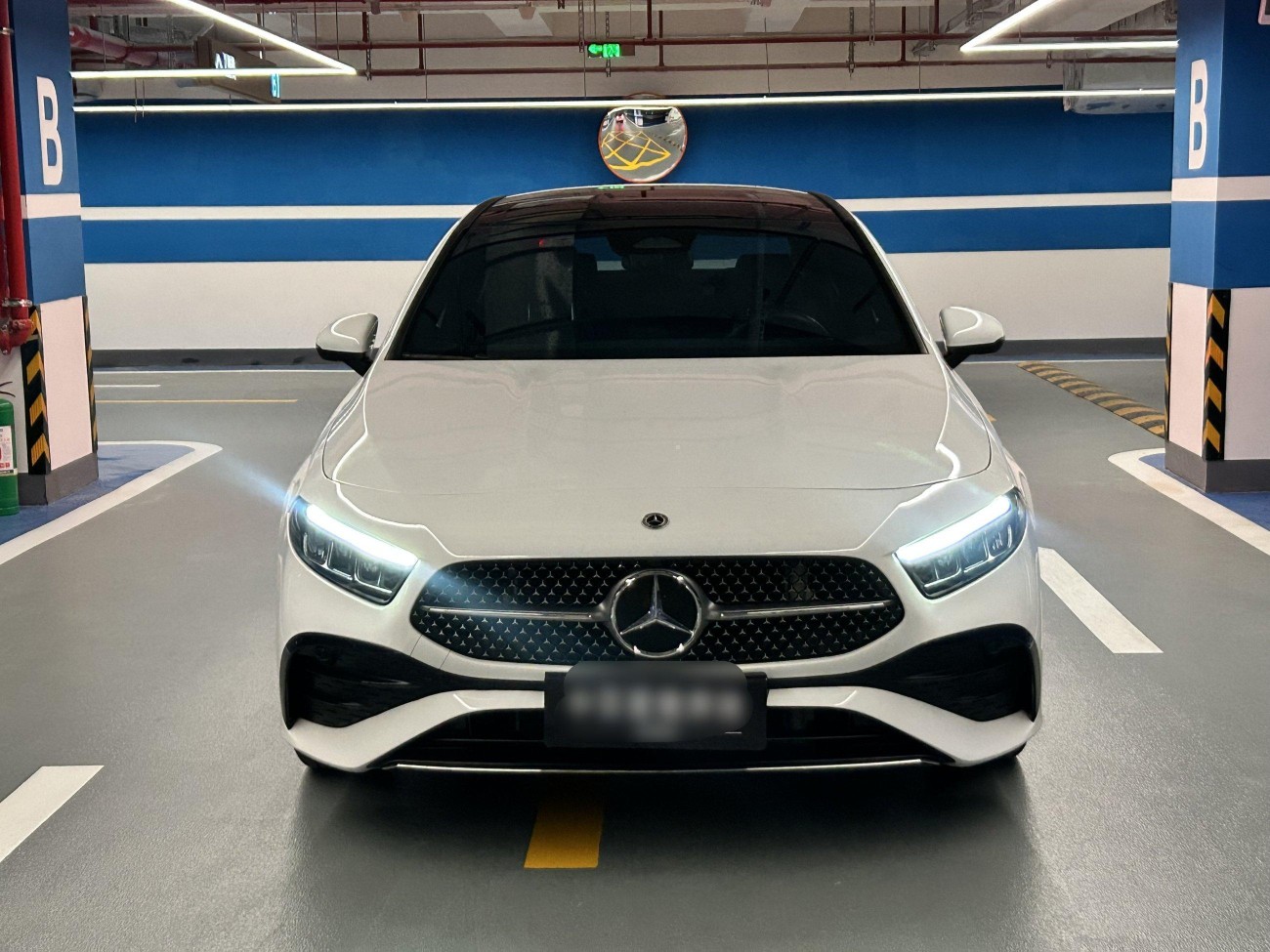 Mercedes-Benz A 200 L 2023