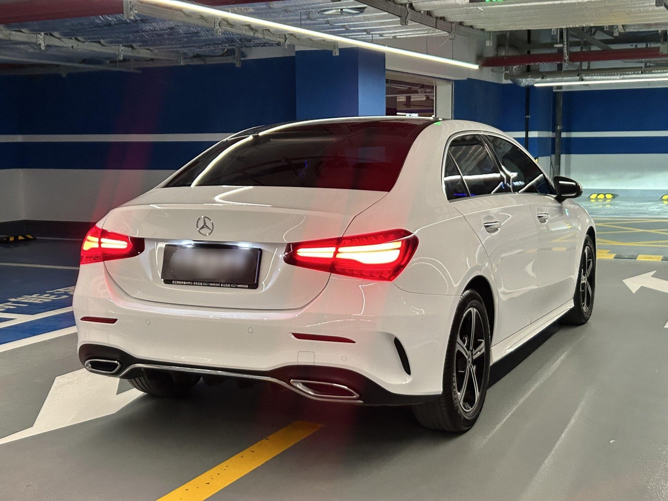 Mercedes-Benz A 200 L 2023