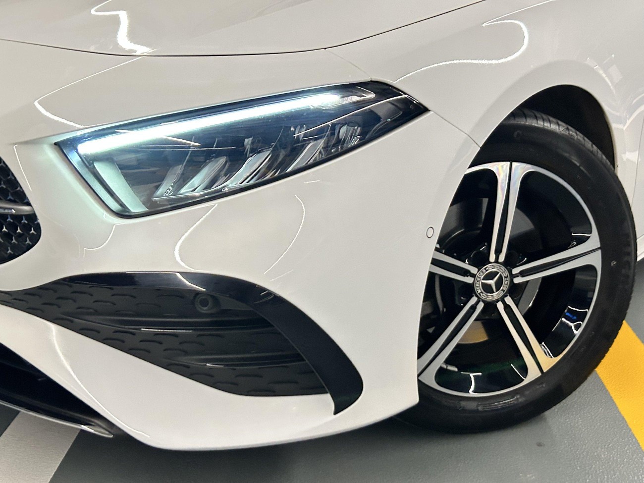 Mercedes-Benz A 200 L 2023