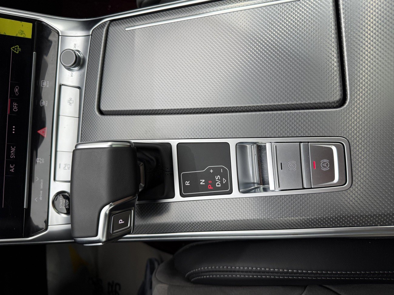 Audi A6L 45 TFSI 2025