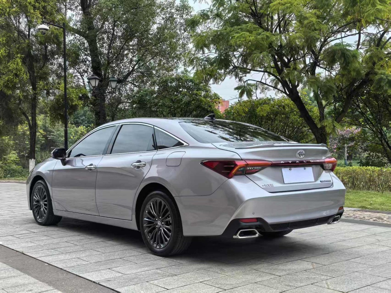 Toyota Avalon 2023