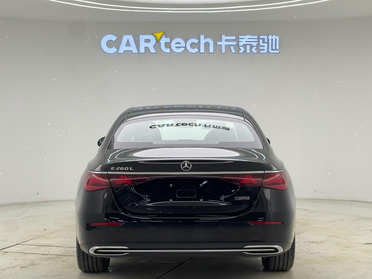 Mercedes-Benz E 260 L 2025