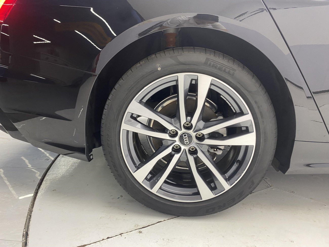 Audi A6L 40 TFSI 2025