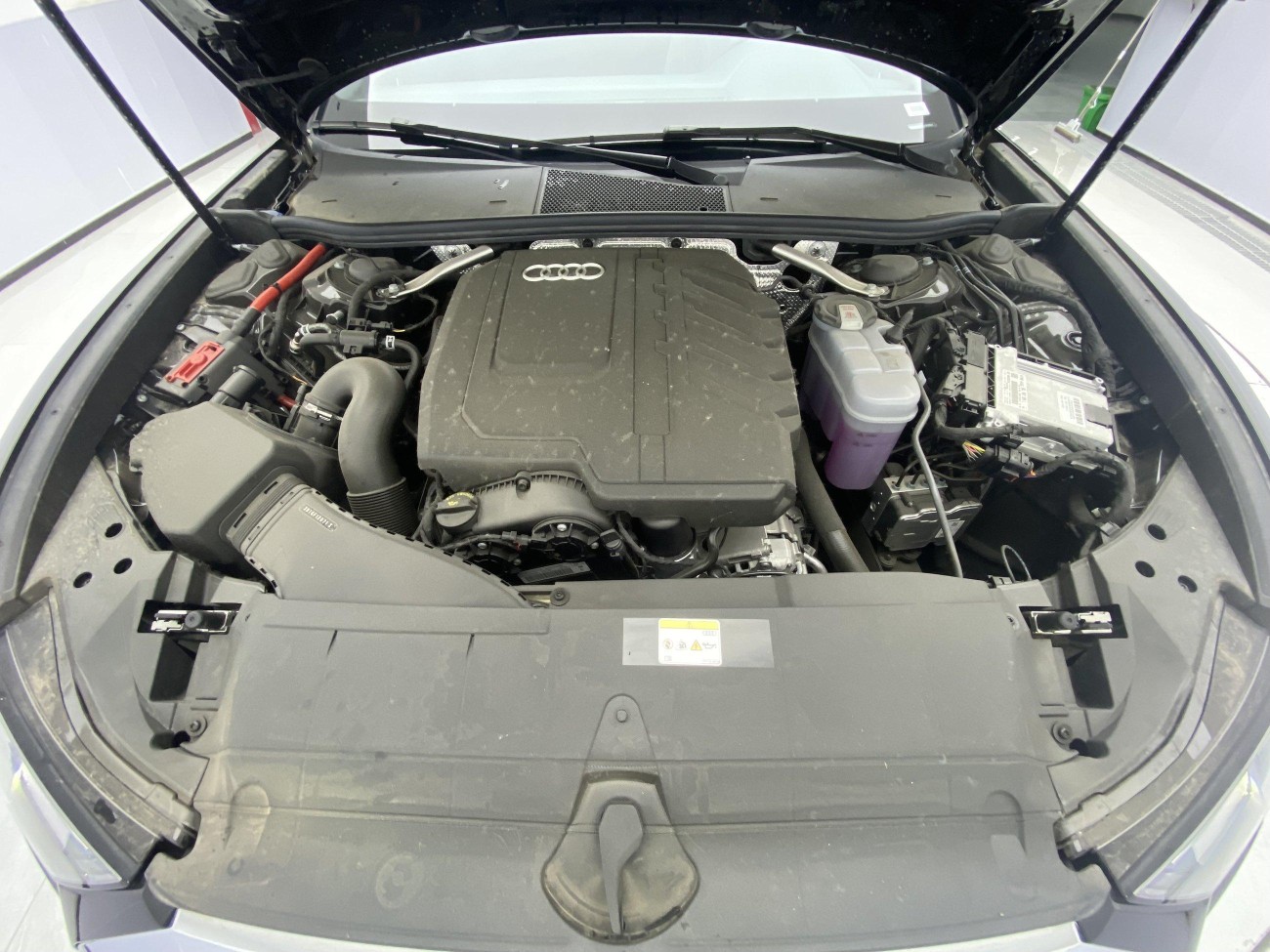 Audi A6L 40 TFSI 2025