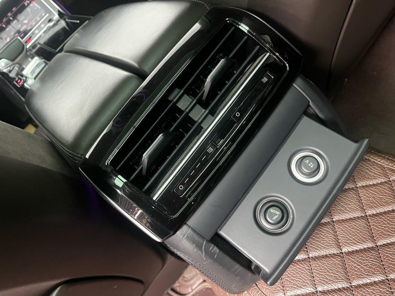 Audi A8L 55 TFSI 2020